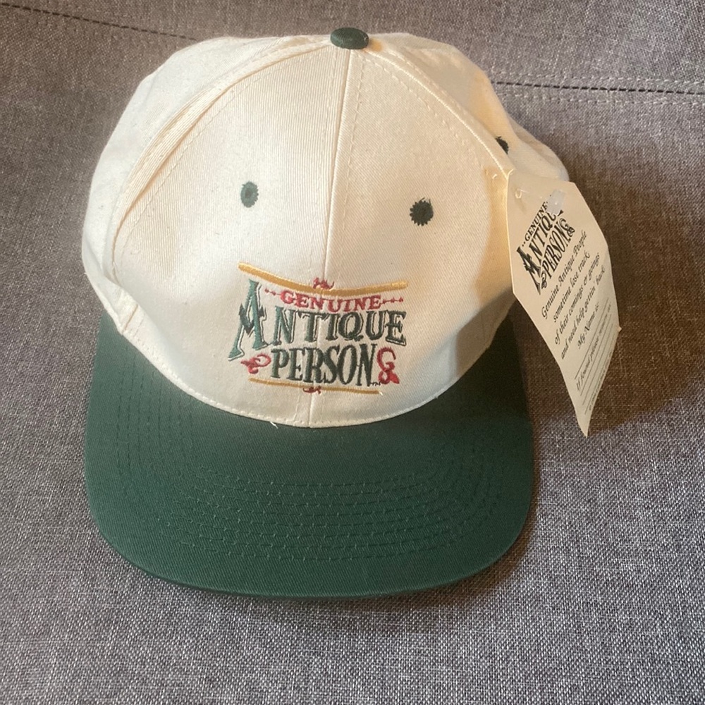 Vintage snap back hat “Genuine Antique Person”